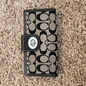 Coach wallet